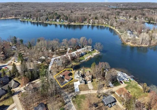 Homes for sale in Stanwood, MI | 7788 W Royal Rd, Stanwood, MI 49346 | MLS# 70523933