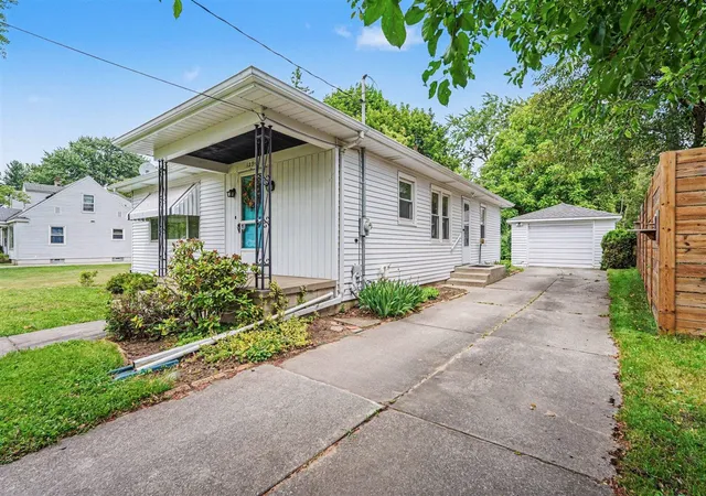Homes for sale in Grand Rapids, MI | 1234 Fay Ave, Grand Rapids, MI 49504 | MLS# 70543840