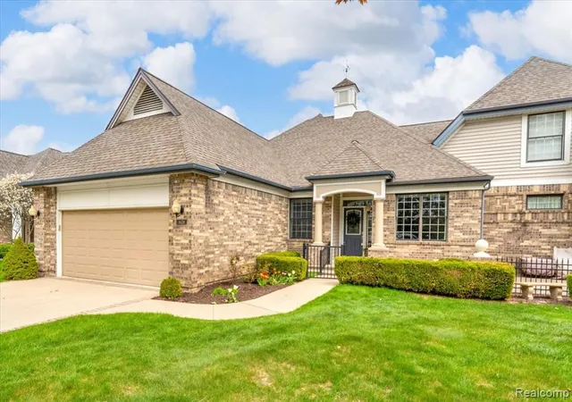 3rd image of 1628 Edison Shores Ln, Port Huron, MI 48060 | MLS# 61002137