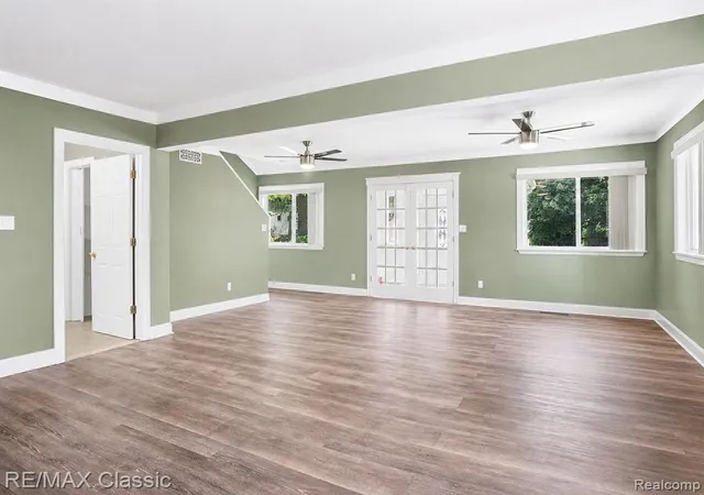 5th image of 525 E Lewiston Ave, Ferndale, MI 48220 | MLS# 61004106