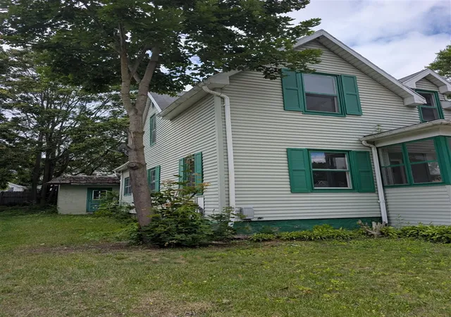 Homes for sale in Jackson, MI | 1608 Second St, Jackson, MI 49203 | MLS# 70540417