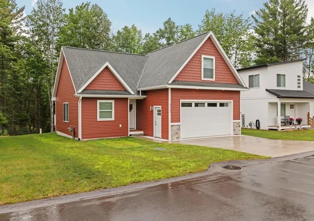 Photo 2 of Single family home for sale at 9232 S Flaska Dr, Cedar, MI 49621 | MLS# 80071096 | Listing updated on 2026-09-10