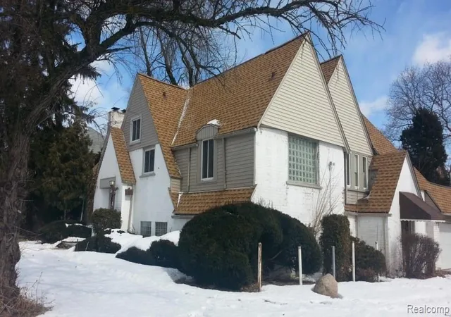 1st image of 10035 W Outer Dr, Detroit, MI 48223 | MLS# 20578738