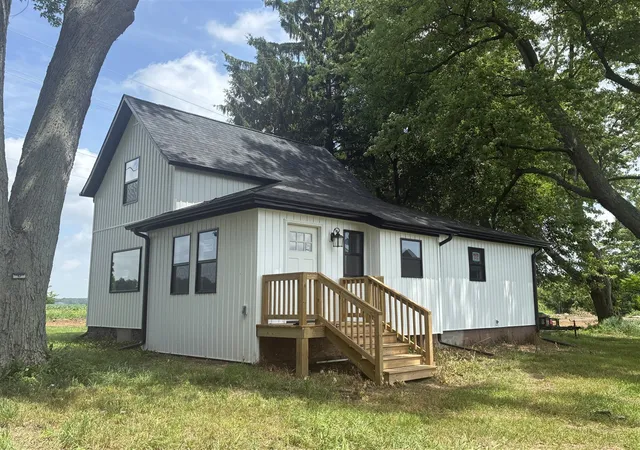 Homes for sale in Gobles, MI | 12223 31st St, Gobles, MI 49055 | MLS# 70542433