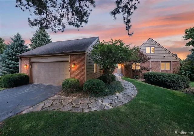 1st image of 5461 Countryside Dr, Saline, MI 48176 9541 | MLS# 61023000