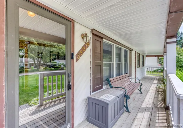 image of 39076 Winkler St, Harrison Twp, MI 48045 2191 | MLS# 61009962