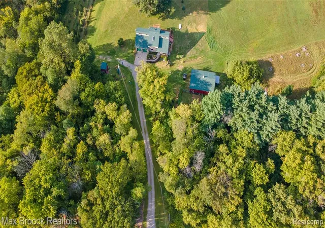 Photo 3 of Single family home for sale at 4700 Stanley Rd, Columbiaville, MI 48421 | MLS# 60934444 | Listing updated on 2026-07-13