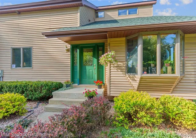 Photo 4 of Single family home for sale at 4700 Stanley Rd, Columbiaville, MI 48421 | MLS# 60934444 | Listing updated on 2026-07-13