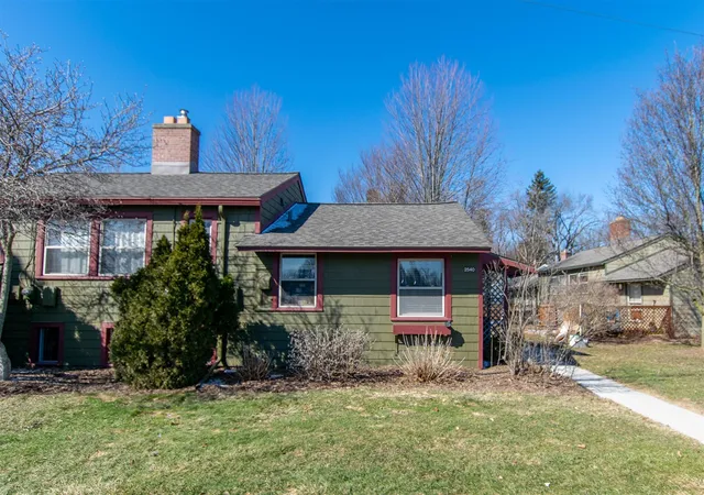 Homes for sale in Ann Arbor, MI | 2540 Pittsfield Blvd, Ann Arbor, MI 48104 | MLS# 70521798