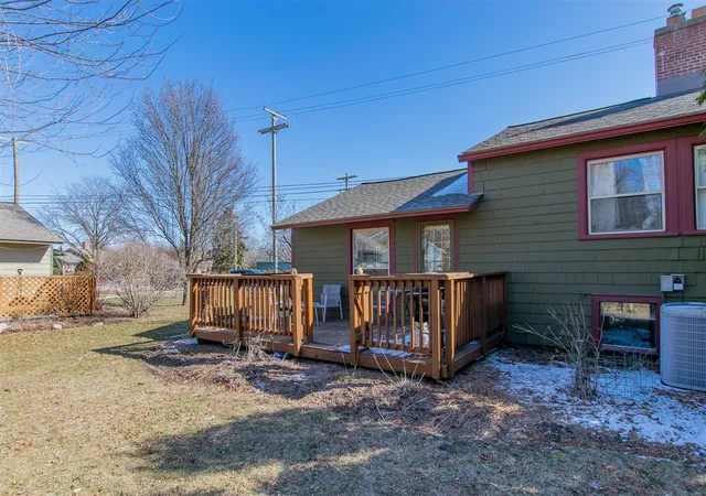 Homes for sale in Ann Arbor, MI | 2540 Pittsfield Boulevard, Ann Arbor, MI 48104 | Houzeo