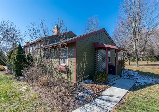 Homes for sale in Ann Arbor, MI | 2540 Pittsfield Blvd, Ann Arbor, MI 48104 | MLS# 70521798