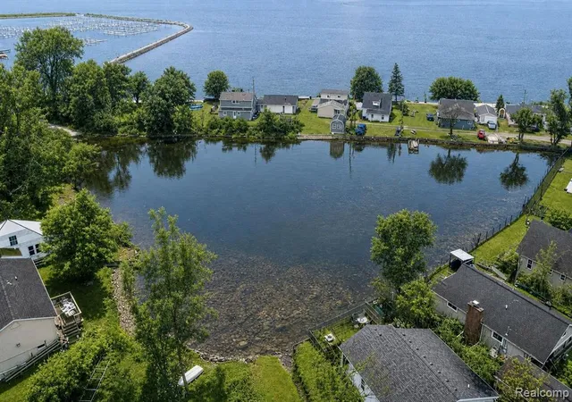 3rd image of 6198 Brancheau Rd, Newport, MI 48166 | MLS# 60974188