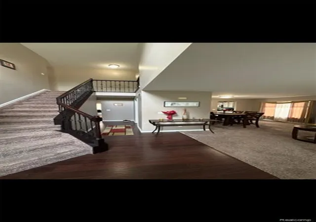 2nd image of 8366 Sherwood Dr, Grand Blanc, MI 48439 | MLS# 61019323