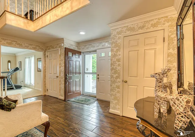 5th image of 1065 Hollywood Dr, Monroe, MI 48162 | MLS# 50211952