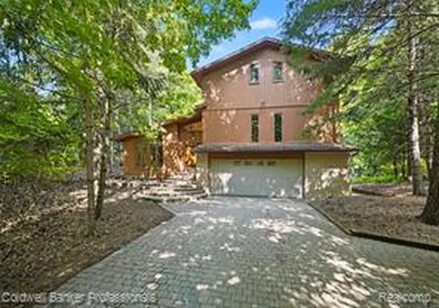 Homes for sale in Lapeer, MI | 3583 Mitchell Rd, Lapeer, MI 48446 9349 | MLS# 61007649