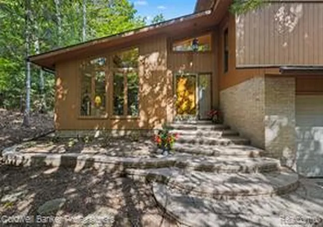 Homes for sale in Lapeer, MI | 3583 Mitchell Rd, Lapeer, MI 48446 9349 | MLS# 61007649