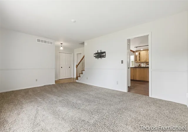 Homes for sale in Portage, MI | 2423 Ridgefield Rd, Portage, MI 49024 | MLS# 70542592