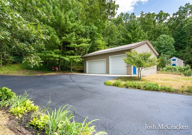 5th image of 9665 Black Oak Dr, Lowell, MI 49331 | MLS# 70547885