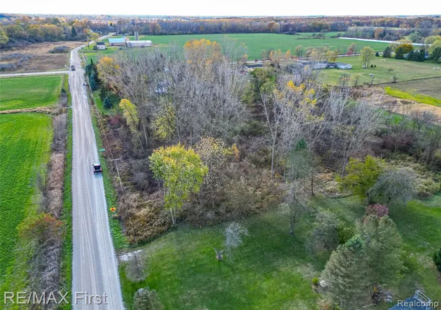Photo 4 of Single Family Residence at 65301 Omo Rd, Lenox, MI 48050 | MLS# 60949293 |  | Sold on 2025-12-22