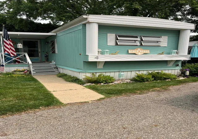 Photo 2 of Sale Pending at 5767 Main St, Lexington, MI 48450 | MLS# 50215667 | Listing updated on 2026-10-03