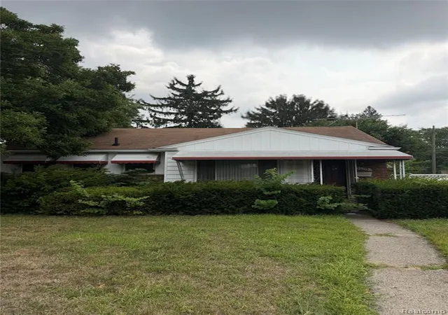 Photo 1 of Sale Pending at 3605 Syracuse St, Dearborn, MI 48124 | MLS# 61020146 | Listing updated on 2026-09-03