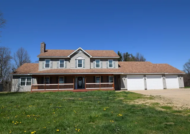 Homes for sale in Lawrence, MI | 47944 County Road 673, Lawrence, MI 49064 | MLS# 70400264