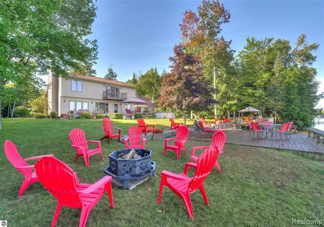 4th image of 93N County Road 441, Manistique, MI 49854 | MLS# 61007325