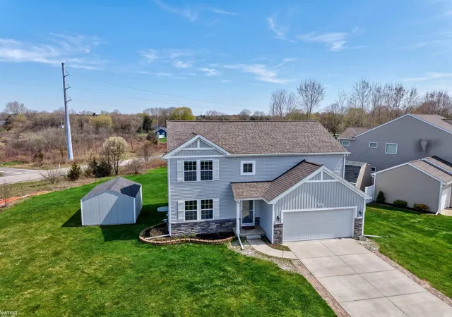 Homes for sale in Flushing, MI | 3005 Oxford Ln, Flushing, MI 48433 | MLS# 50205012