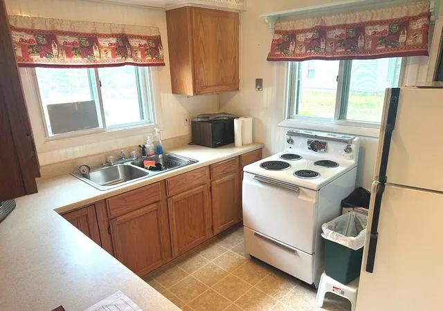 Photo 3 of Sale Pending at 662 Lakeview Dr, Harrison, MI 48625 | MLS# 50193567 | Listing updated on 2026-10-01