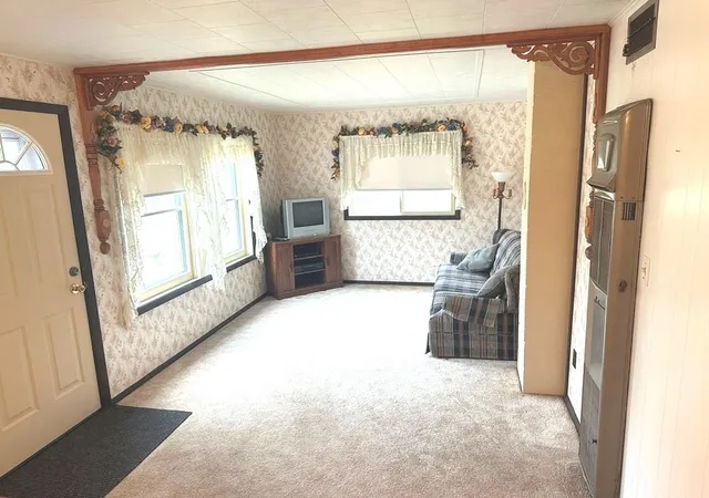 Photo 4 of Sale Pending at 662 Lakeview Dr, Harrison, MI 48625 | MLS# 50193567 | Listing updated on 2026-10-01