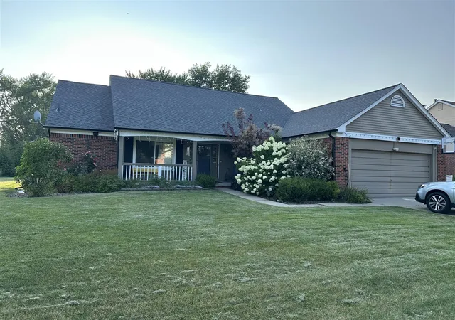 2nd image of 5017 Saffron Dr, Troy, MI 48085 | MLS# 70553214