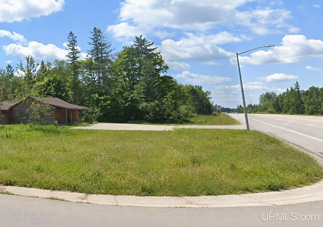Photo 3 of Land for sale at 6128 N Arbor Ave, Naubinway, MI 49762 | MLS# 50200557 | Listing updated on 2026-07-13