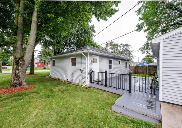 Homes for sale in Pinckney, MI | 245 Mann St, Pinckney, MI 48169 | MLS# 70545514