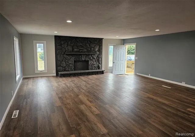 Photo 3 of Single family home for sale at 3094 Country Lane, Caro, MI 48723 | MLS# 61024302 | Listing updated on 2026-08-26