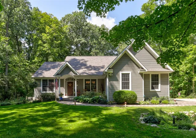 Photo 1 of Single family home for sale at 1130 Fallbrook Trl, Allegan, MI 49010 | MLS# 70555447 | Listing updated on 2026-08-29