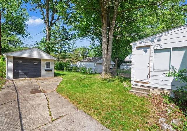 Homes for sale in Harper Woods, MI | 20290 Woodmont St, Harper Woods, MI 48225 | MLS# 70540148