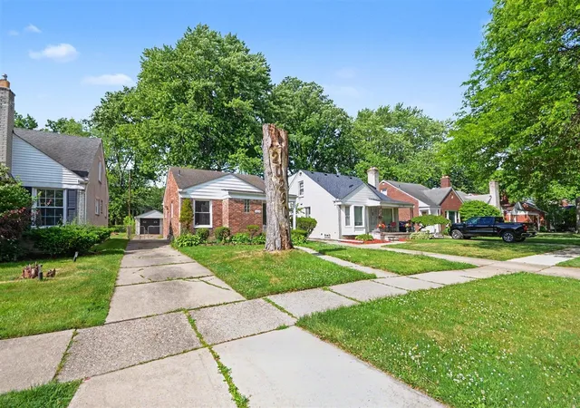 Homes for sale in Harper Woods, MI | 20290 Woodmont St, Harper Woods, MI 48225 | MLS# 70540148