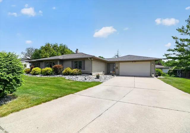 Homes for sale in Owosso, MI | 1012 Wood Ct, Owosso, MI 48867 | MLS# 50209231