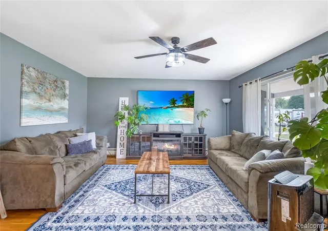 5th image of 5197 Capri Ln, Flint, MI 48507 | MLS# 61019326