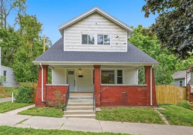 image of 249 Ne Fairbanks St, Grand Rapids, MI 49503 | MLS# 70540317