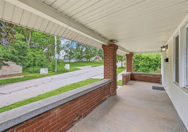 image of 249 Ne Fairbanks St, Grand Rapids, MI 49503 | MLS# 70540317
