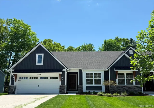 Homes for sale in Howell, MI | 1089 Camellia Cir #31, Howell, MI 48843 | MLS# 60995443