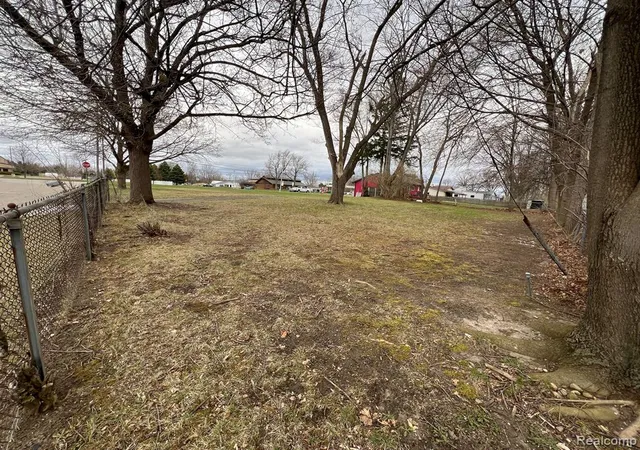 Homes for sale in Flushing, MI | 1436 E Pierson Rd, Flushing, MI 48433 | MLS# 60986943