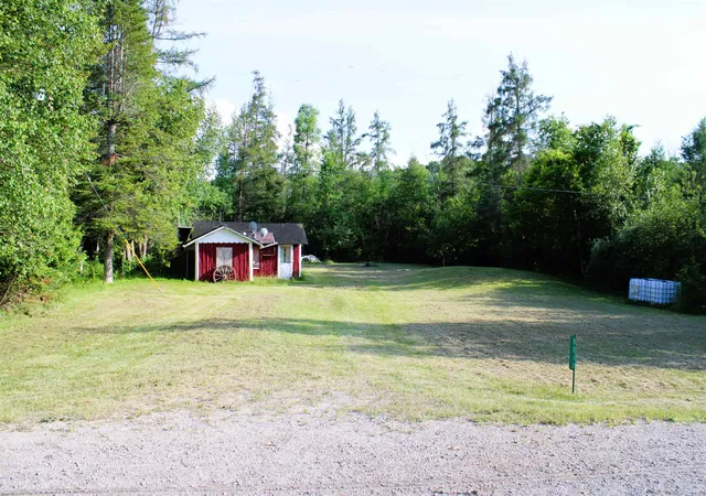 3rd image of 8012 E Gladwin Rd, Harrison, MI 48625 | MLS# 50214579