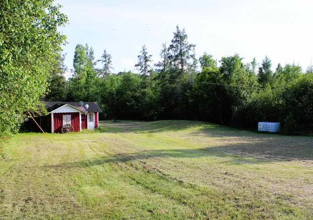 4th image of 8012 E Gladwin Rd, Harrison, MI 48625 | MLS# 50214579