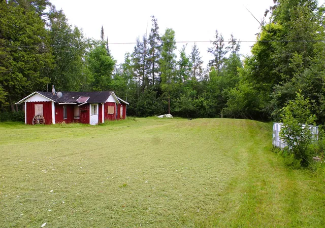 5th image of 8012 E Gladwin Rd, Harrison, MI 48625 | MLS# 50214579