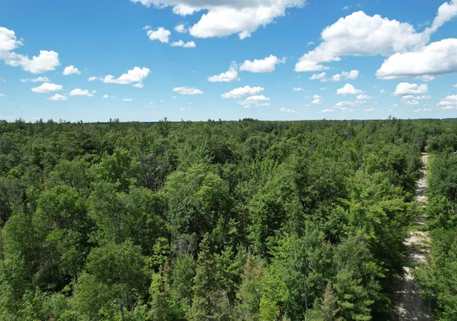 Homes for sale in Houghton Lake, MI | 3936 S Deadstream Rd, Houghton Lake, MI 48629 | MLS# 80070093