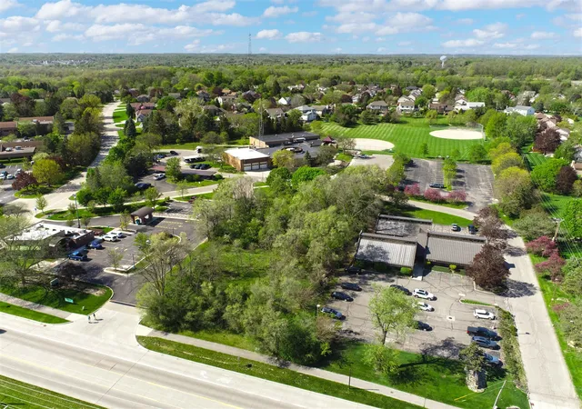 4th image of 41628 6 Mile Rd, Northville, MI 48168 | MLS# 70490711