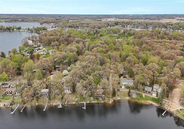 1st image of 6 Forest Rd, Dowagiac, MI 49047 | MLS# 70448747