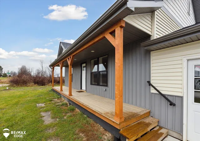 Homes for sale in Columbiaville, MI | 3895 Levalley Rd, Columbiaville, MI 48421 | MLS# 50161281